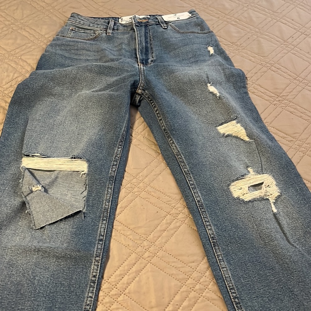 Hollister curvy ultra high dad Jean - Picture 8 of 9